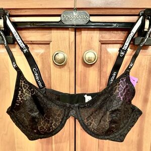 CK Calvin Klein Blk Lace Bra w/Adjustable Logo Straps Underwire Soft Cup Sz 34B